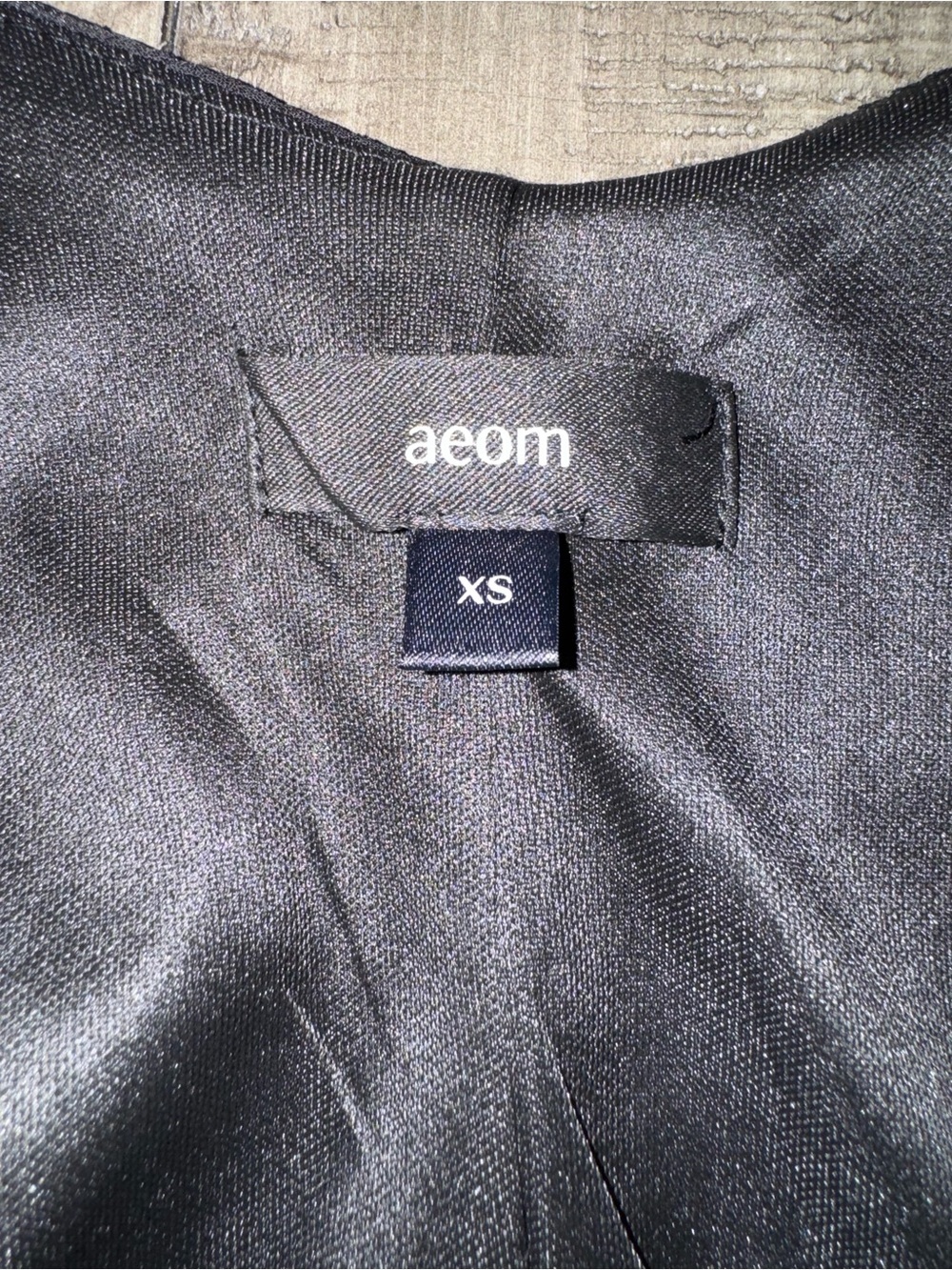 Aeom Black Textured Button-Front Peplum Blouse - Picture 2 of 3